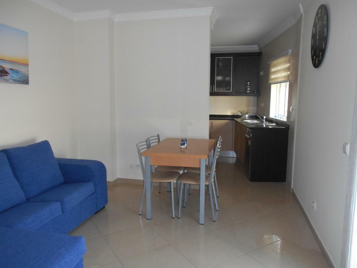 Central Apartment-Terrace And Pool كاباناس تْدي تافيرا المظهر الخارجي الصورة